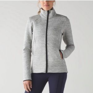 Lululemon Insculpt Jacket
Heathered Space Dyed Medium Grey
Size 6 W4IH4S